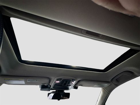 Certified 2023 Subaru Outback Touring XT image 21