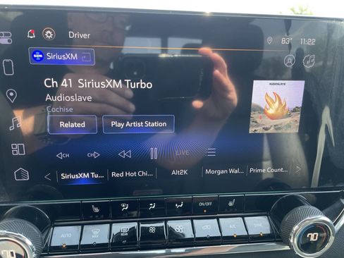 Used 2024 Chevrolet Colorado LT w/ LT Convenience Package III image 17