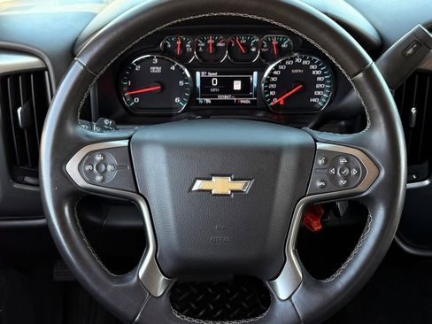 Used 2018 Chevrolet Silverado 1500 LT w/ Texas Edition image 12