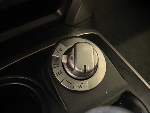 Used 2019 Toyota 4Runner SR5 image 21