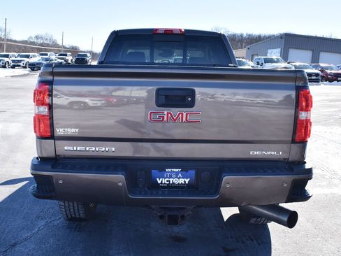 Used 2015 GMC Sierra 2500 Denali w/ Duramax Plus Package image 28