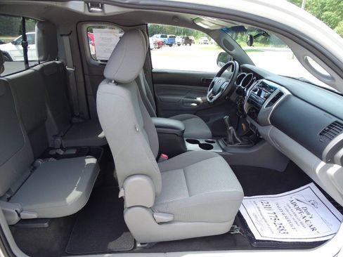 Used 2012 Toyota Tacoma 4x4 Access Cab SR5 image 30