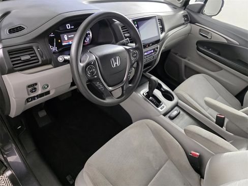 Used 2016 Honda Pilot EX image 11