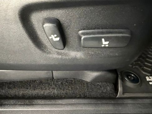 Used 2023 Toyota 4Runner TRD Off-Road Premium image 34