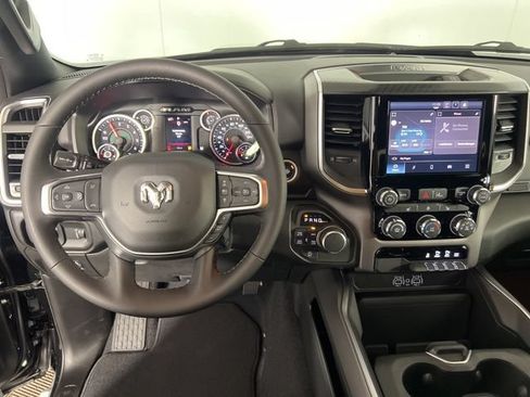 New 2026 RAM 1500 Big Horn AWD/4WD image 13