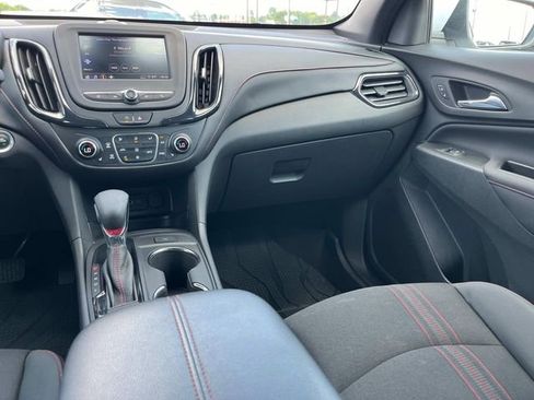 Certified 2022 Chevrolet Equinox RS w/ LPO, Floor Liner Package image 17