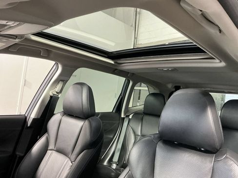 Used 2023 Subaru Forester Touring AWD/4WD image 24