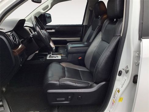 Used 2019 Toyota Tundra Limited image 9