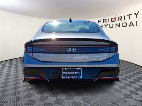 Used 2024 Hyundai Sonata SEL w/ Convenience Package image 5