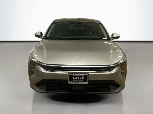 New 2026 Kia K4 FWD image 2