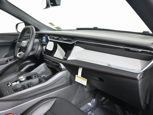 New 2026 Jeep Cherokee Limited AWD/4WD image 14