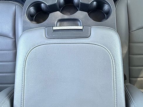 Used 2018 RAM 2500 Tradesman w/ Chrome Appearance Group AWD/4WD image 15