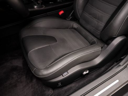 Used 2019 Nissan GT-R Premium AWD/4WD image 64
