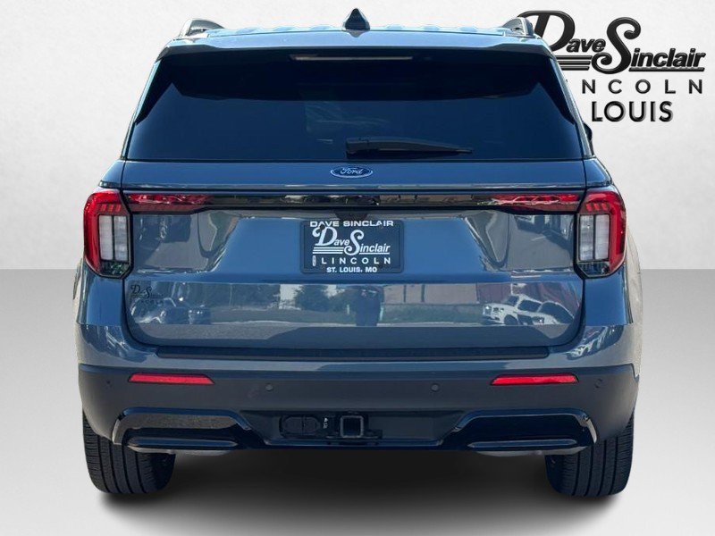 Used 2025 Ford Explorer ST-Line w/ Premium Package AWD/4WD image 4