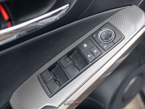 Used 2016 Lexus IS 300 AWD w/ F Sport Package image 41