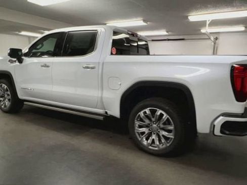 New 2026 GMC Sierra 1500 Denali w/ Denali Reserve Package image 6