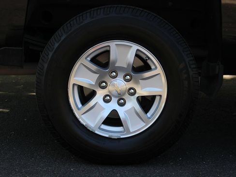 Used 2018 Chevrolet Silverado 1500 LT w/ All Star Edition RWD image 44