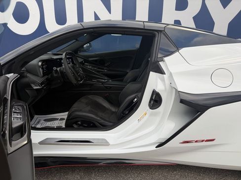 Used 2023 Chevrolet Corvette Z06 w/ Stealth Interior Trim Package image 11