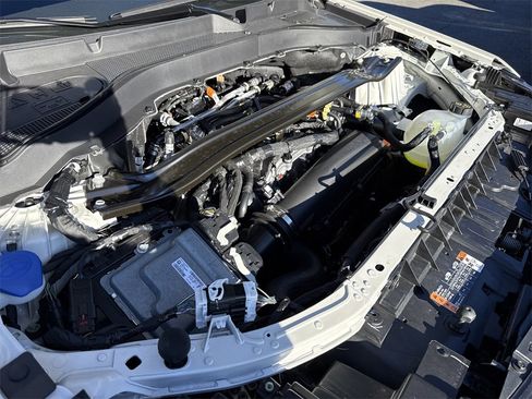 Used 2025 Ford Explorer ST-Line w/ Premium Package image 24