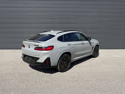 Used 2025 BMW X4 M w/ Competition Package image 9