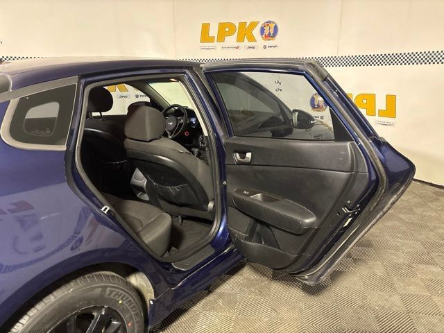 Used 2018 Kia Optima LX FWD image 15