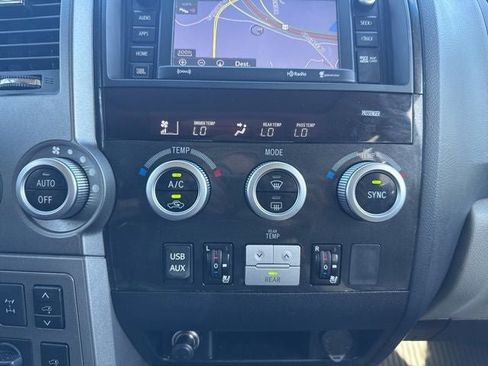 Used 2017 Toyota Sequoia Platinum AWD/4WD image 34