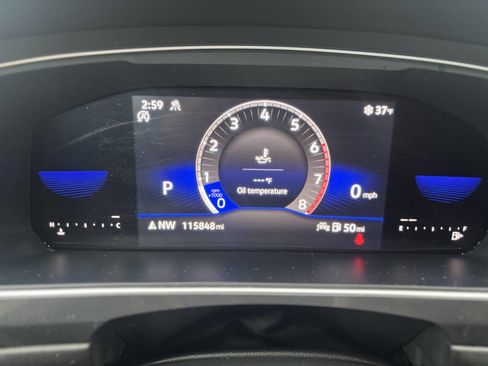 Used 2022 Volkswagen Tiguan SE w/ Panoramic Sunroof Package image 15