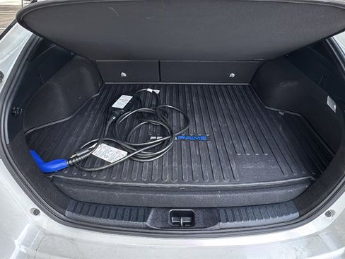 Used 2019 Toyota Prius Prime Premium image 25