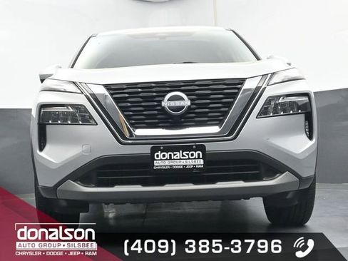 Used 2023 Nissan Rogue SV image 15