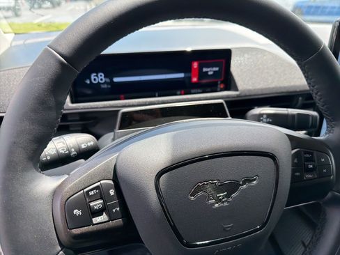 Used 2025 Ford Mustang Mach-E Select w/ Comfort Package Lite image 17