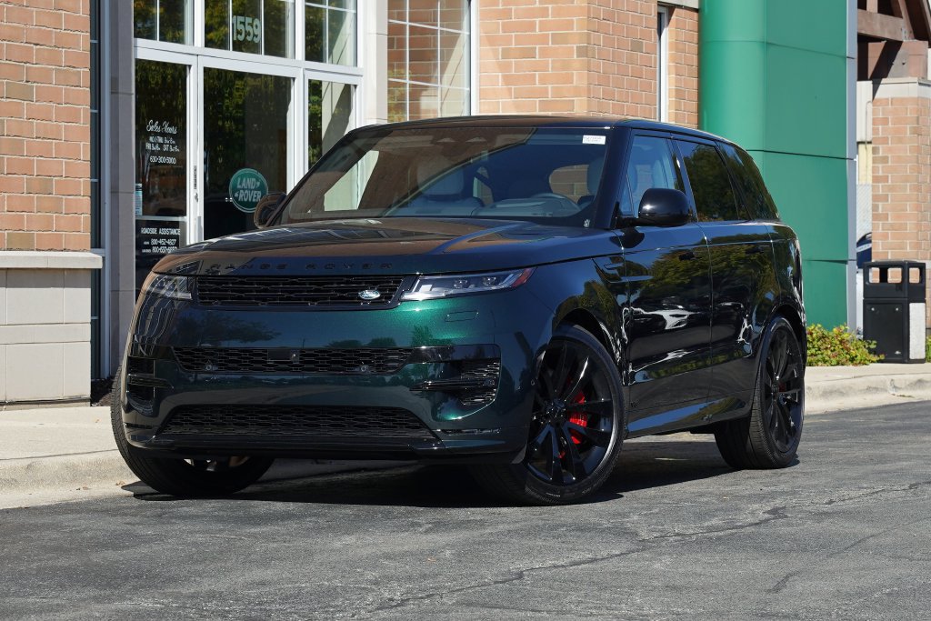 New 2027 Land Rover Range Rover Sport Dynamic SE AWD/4WD image 1