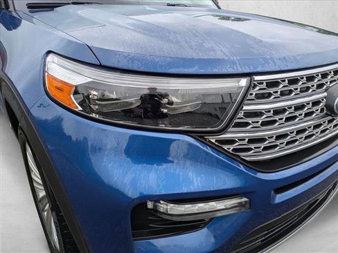Used 2021 Ford Explorer Limited w/ Equipment Group 301A AWD/4WD image 9