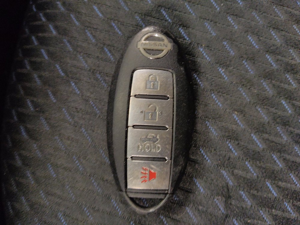 Used 2015 Nissan Sentra SR w/ Navigation Package FWD image 32