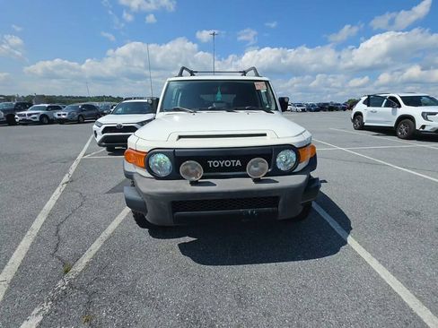 Used 2008 Toyota FJ Cruiser 4WD image 1
