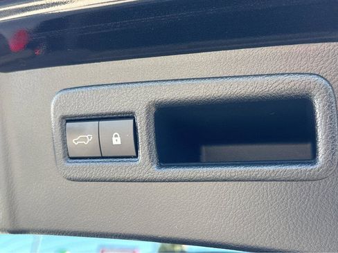 Used 2019 Lexus NX 300 FWD image 41