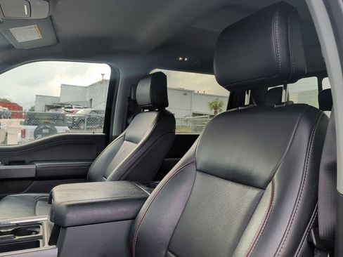 Used 2024 Ford F250 Lariat image 9