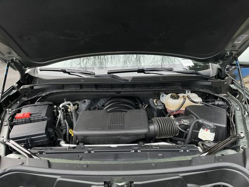 Used 2024 Chevrolet Tahoe LT image 28