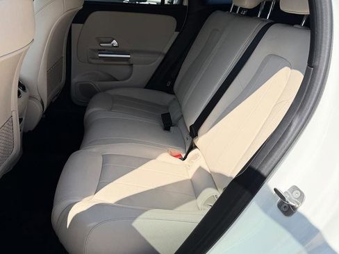 Used 2025 Mercedes-Benz GLA 250 4MATIC image 30