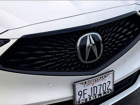 Used 2023 Acura MDX A-Spec image 32