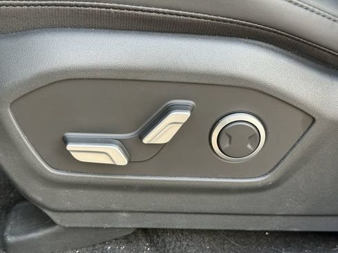 Used 2026 Hyundai Santa Fe SEL FWD image 25