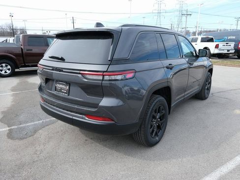 New 2026 Jeep Grand Cherokee Altitude AWD/4WD image 8