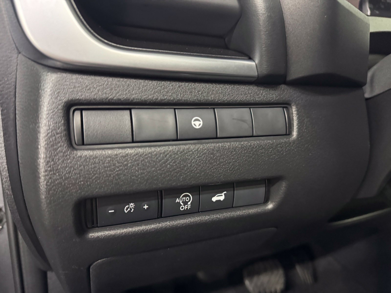 Certified 2024 Nissan Rogue SV AWD/4WD image 24