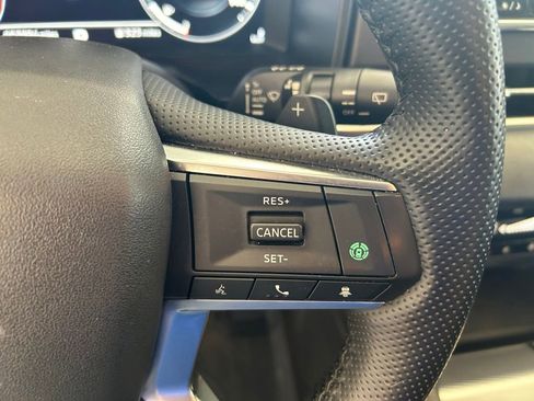 Used 2024 Mitsubishi Outlander SEL FWD image 45