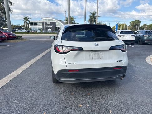 Certified 2023 Honda HR-V Sport image 10