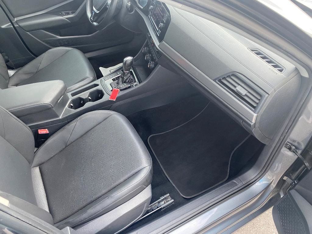 Used 2019 Volkswagen Jetta SE FWD image 22