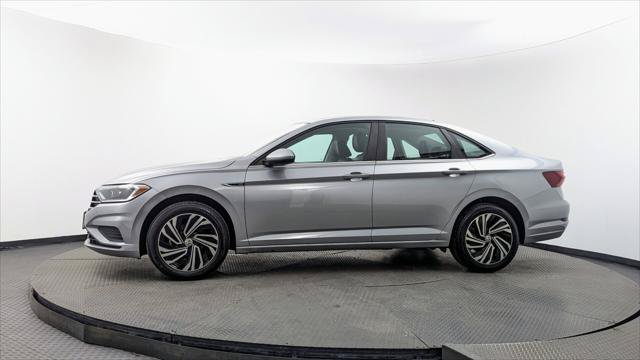 Used 2020 Volkswagen Jetta SEL FWD image 3