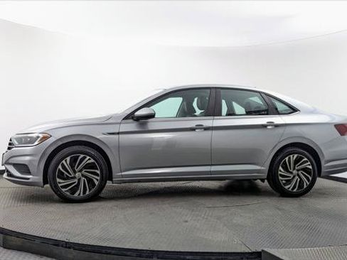 Used 2020 Volkswagen Jetta SEL FWD image 3