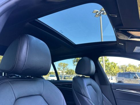 Used 2018 BMW 540i RWD image 16