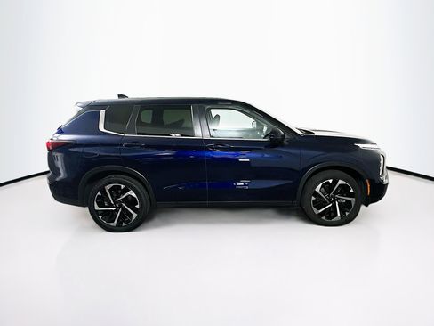 Used 2024 Mitsubishi Outlander SE image 10
