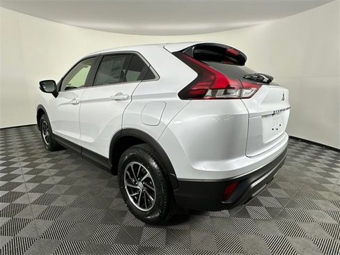 New 2025 Mitsubishi Eclipse Cross ES image 11